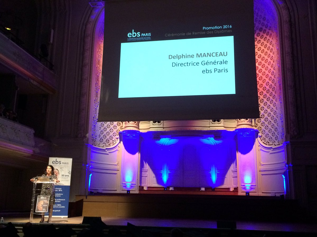 ebs_Paris's tweet photo. Discours d'ouverture par @delphmanceau, DG #ebsParis #ebsGraduationDay #OpeningCeremony #promo2016 https://t.co/oRdWz03BOs