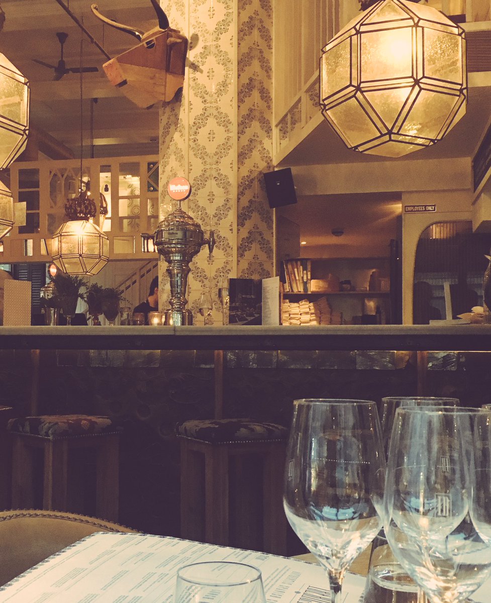 ICVandE's tweet photo. Tonight's dinner spot @IbericaLondon with one of our favourite clients DataXu #eventprofs #london https://t.co/NBQHbfMgzq