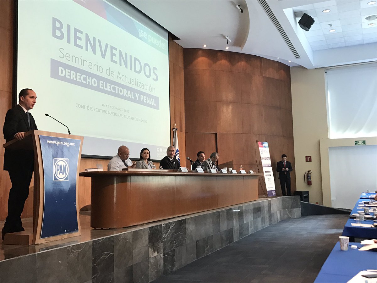 EduardoAgSi's tweet photo. .@AccionNacional inaugura #RedDeAbogadosPAN2018. En seminario inicial más de 300 abogados y con presencia de @INEMexico y @TEPJF_informa https://t.co/fnZ283wA2k