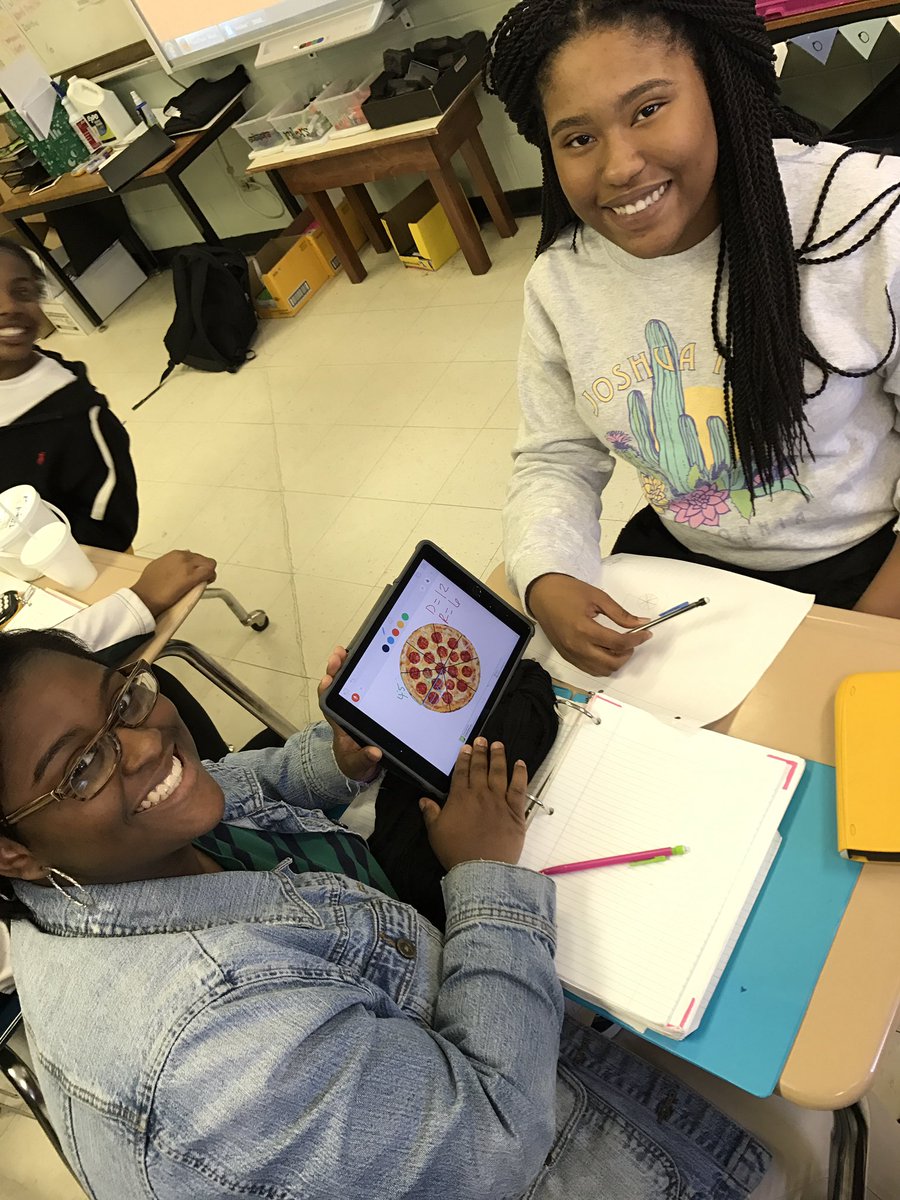 BanksTech's tweet photo. KHS students finding radius and sector angle to determine which gives more pizza. #iLCPSDLS @lcpsnc https://t.co/vQ2HNgvpbH