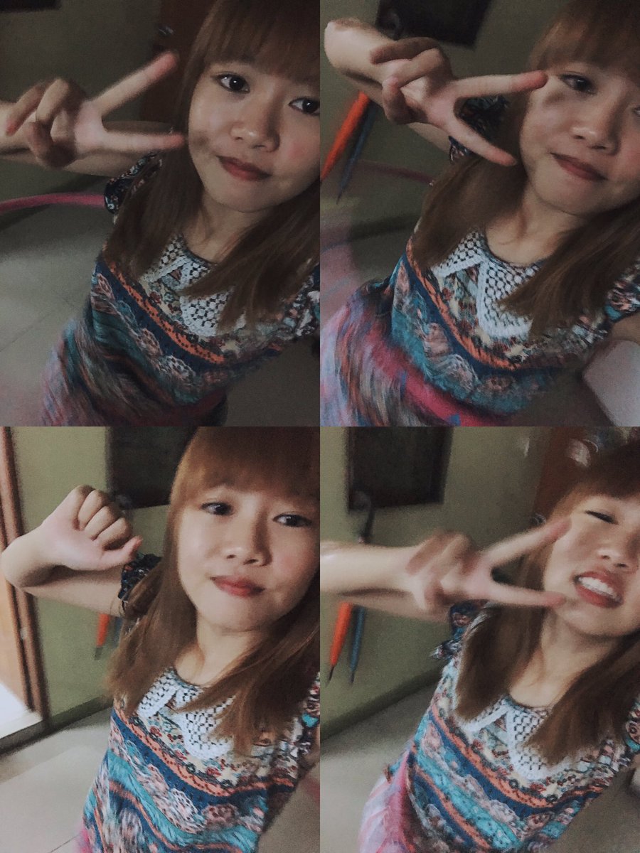 _a_o_m__'s tweet photo. #challenge ๐คฃ๐คฃ
#selfie_while_turning_hula_hoop ๐๐๐
#being_crazy๐๐๐ https://t.co/Gd2VUvuShJ