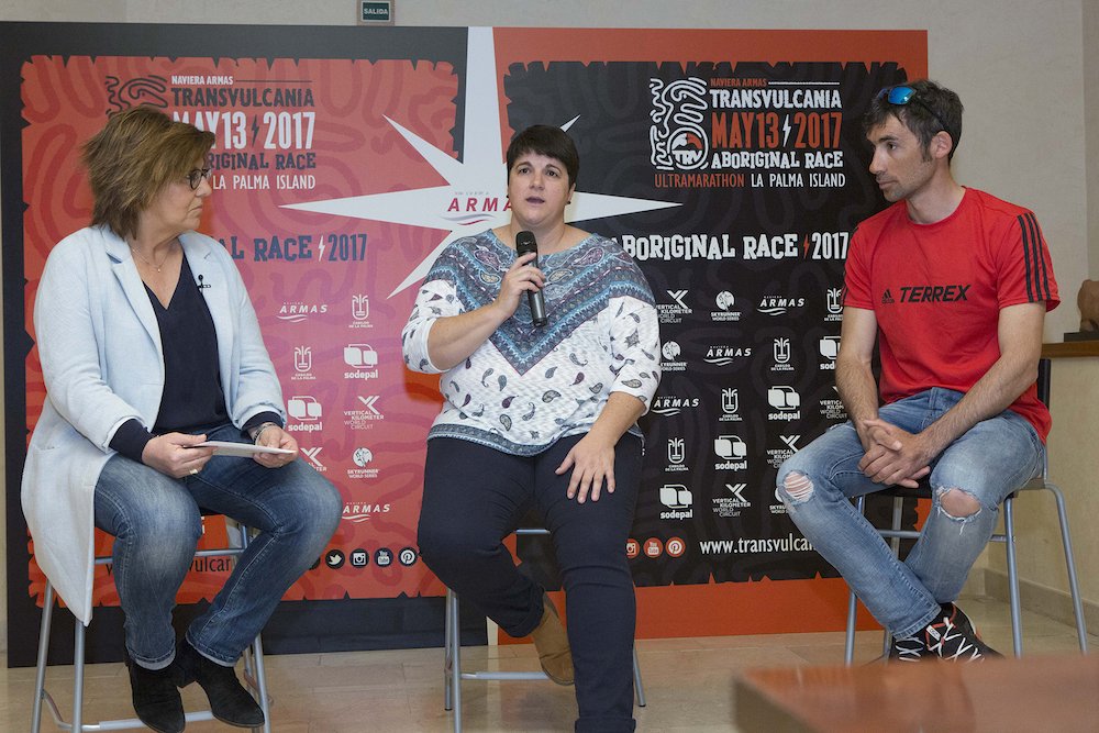 trailcanarias's tweet photo. https://t.co/yq7lWy5PwA la #Transvulcania presenta ante medios nacionales https://t.co/5hT5NPVoyo