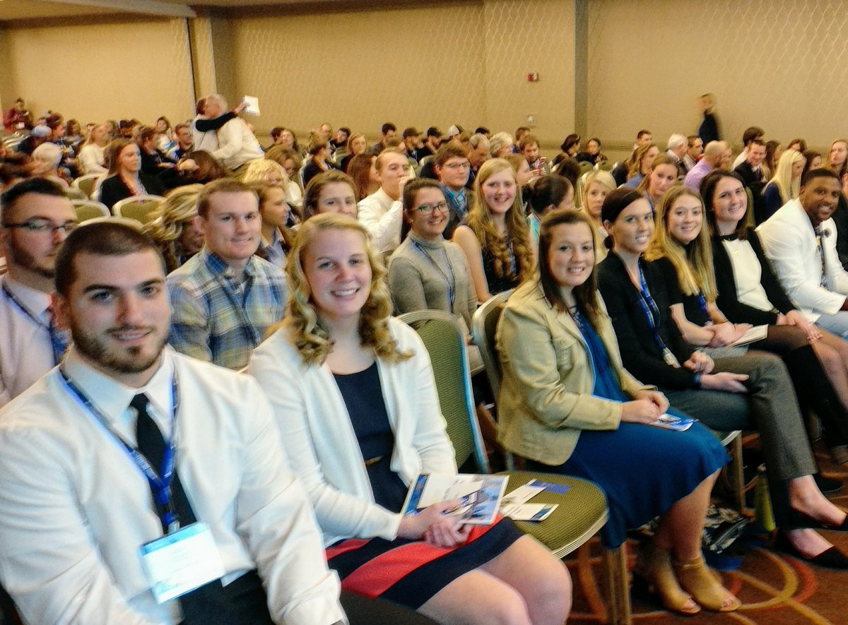 SHAPENJ's tweet photo. Getting ready to recognize our Majors of the Year! 🙏🙏🙏 #SHAPEBoston #SHAPEStudents https://t.co/gpU6yf1qIH #njahperd #slowchatpe