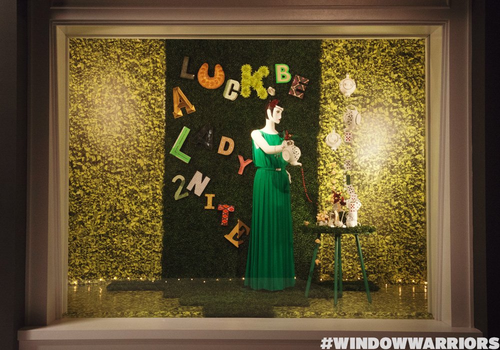 WindowWarsShow's tweet image. Lady luck wishes you a Happy #StPatricksDay! Window by Designer Erin @EmoRocksNYC. #WindowWarriors