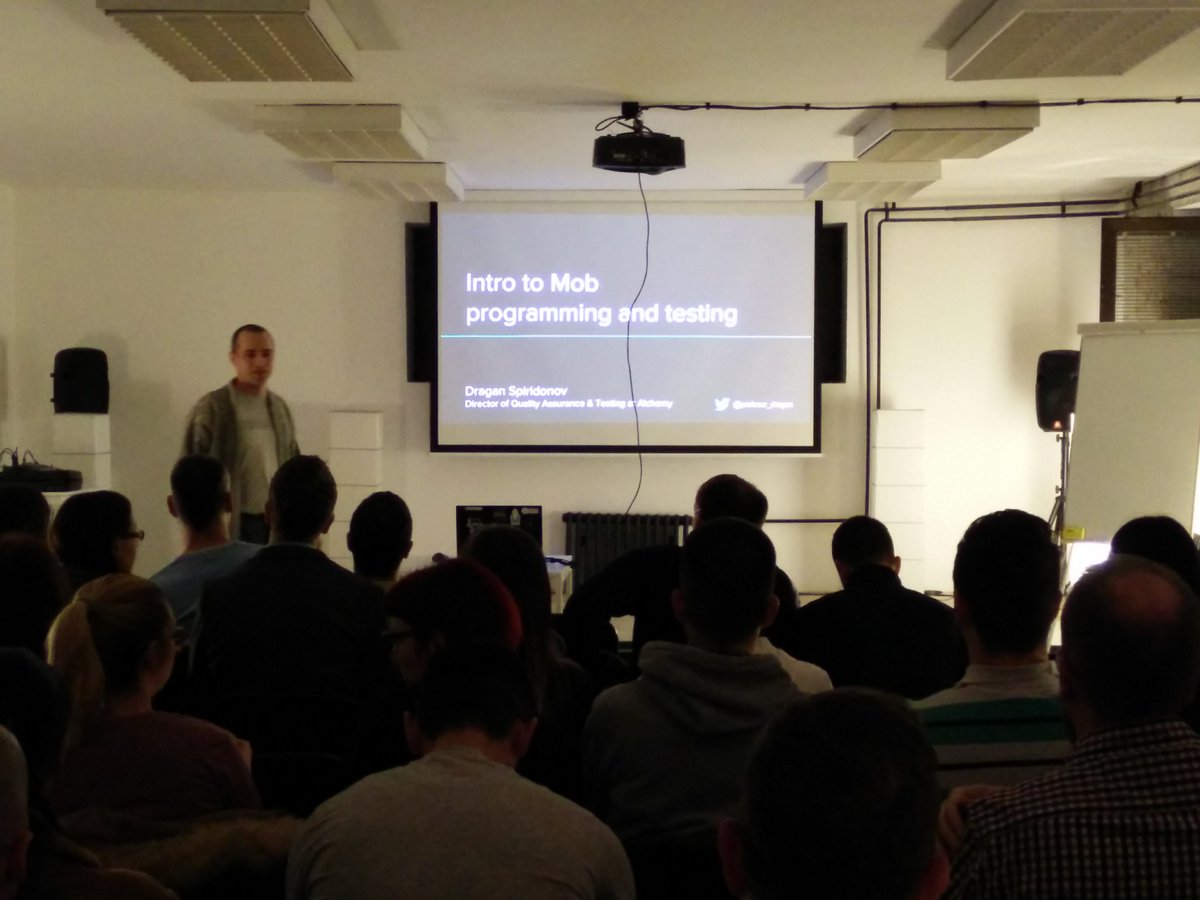 testrs_club's tweet image. Intro to #mobtesting and #mobprogramming by @profesor_dragan about to begin. Full house at @testrs_club meetup! :)