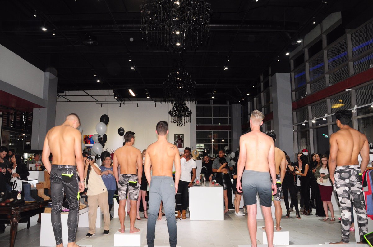 ParkerWhitProds's tweet photo. #ICYMI #LEVITATIONACTIVEWEAR Photo Gallery up: https://t.co/rLj9gJmZHy #AboutLastNight ๐๐ฎ https://t.co/hiBlxF3Ayh