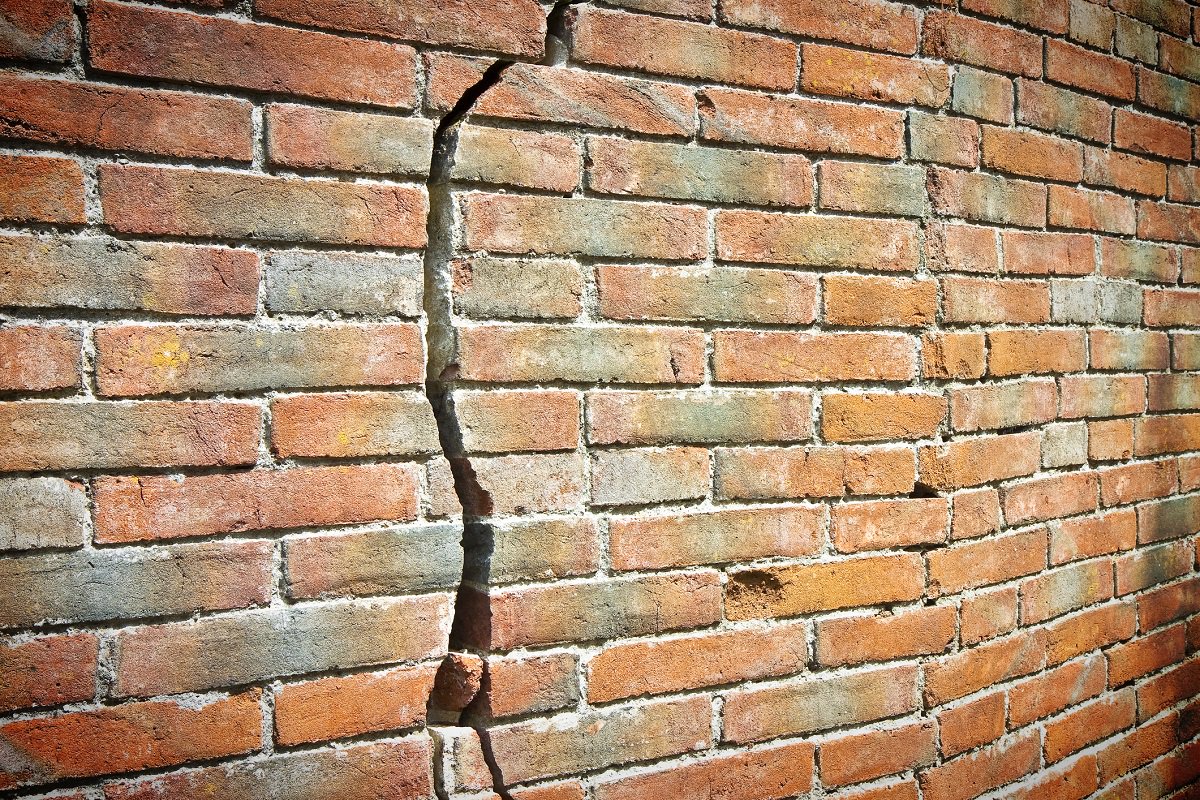 Imperva's tweet image. Learn about the new remote code execution (RCE) vulnerability in #ApacheStruts2 and how to protect against it. bit.ly/2mouZG7
