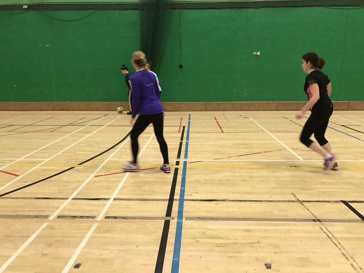 brangywjfc's tweet photo. 5th session - We're getting good at this football stuff ! Well done everyone ! #TryYourKitOn project @I_will_if @I_will_if @BuryBePartOfIt https://t.co/0WUO6t8RXo