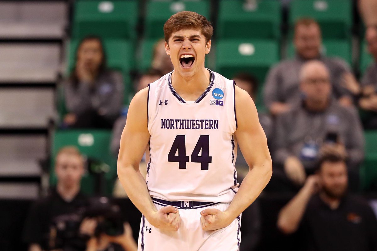espn's tweet photo. When you're now 1-0 all-time in the NCAA tournament ...

[Credit: Christian Petersen/Getty Images] https://t.co/Z4NMD5dPXP