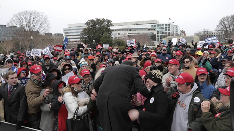 WilkowMajority's tweet photo. Here are the pics of @SenTedCruz @tedcruz Doing a "stage dive" at the @FreedomWorks #DayofAction https://t.co/GPBsjZc2Eq