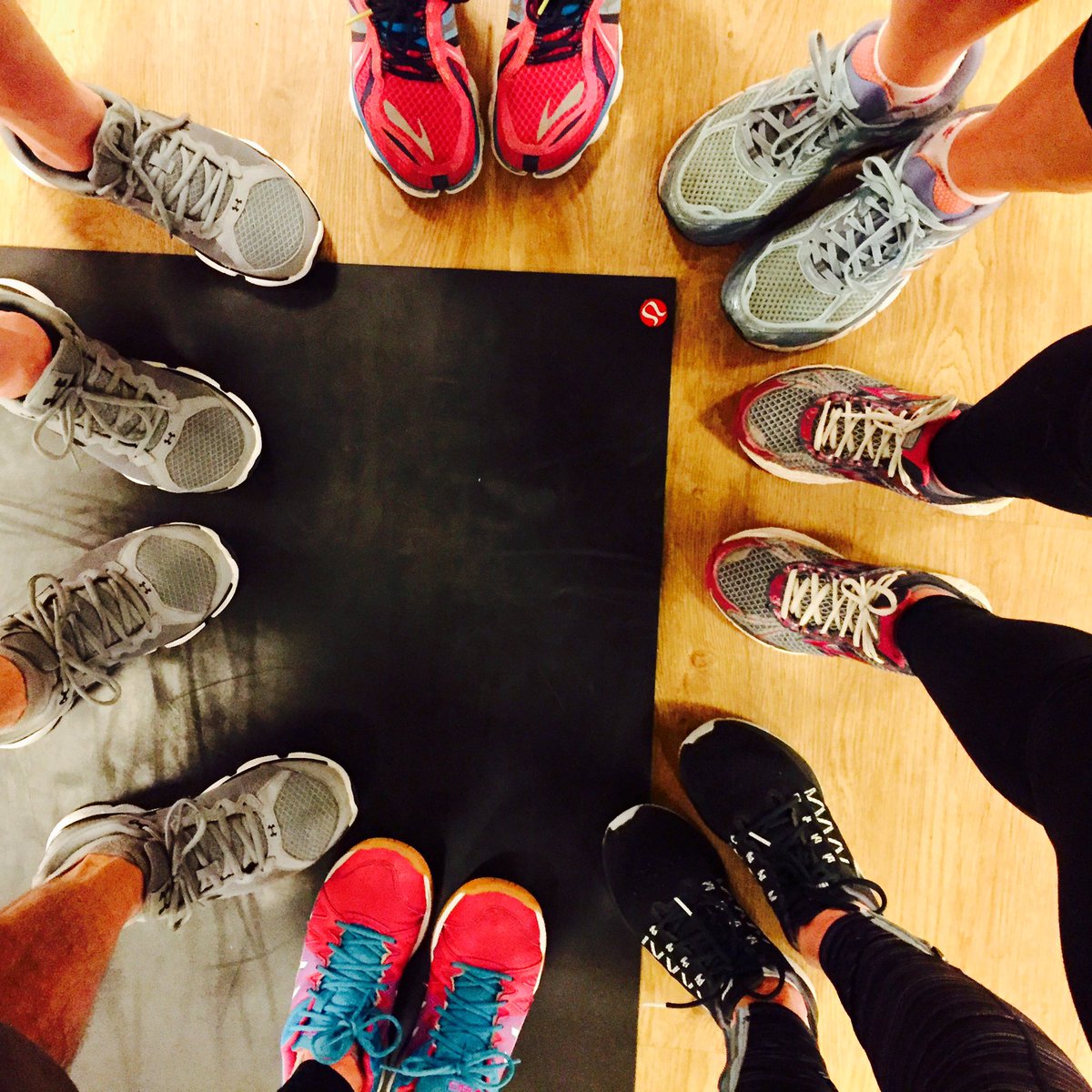 JustBeBotanical's tweet photo. Fantastic final Train Hard Thursday session at @lululemonUK #edinburgh with @PhoenixFitEdin https://t.co/Xu6hC2rx1V