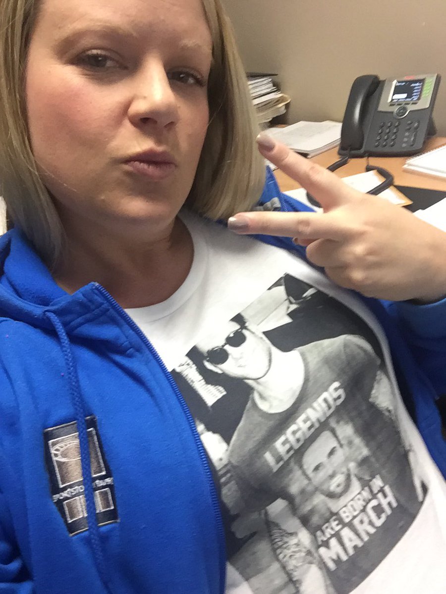nixs6454's tweet photo. Take your boyfriend to work day! #AdamLevine #birthdayshirtsarethebest https://t.co/IFQbeiyWqt