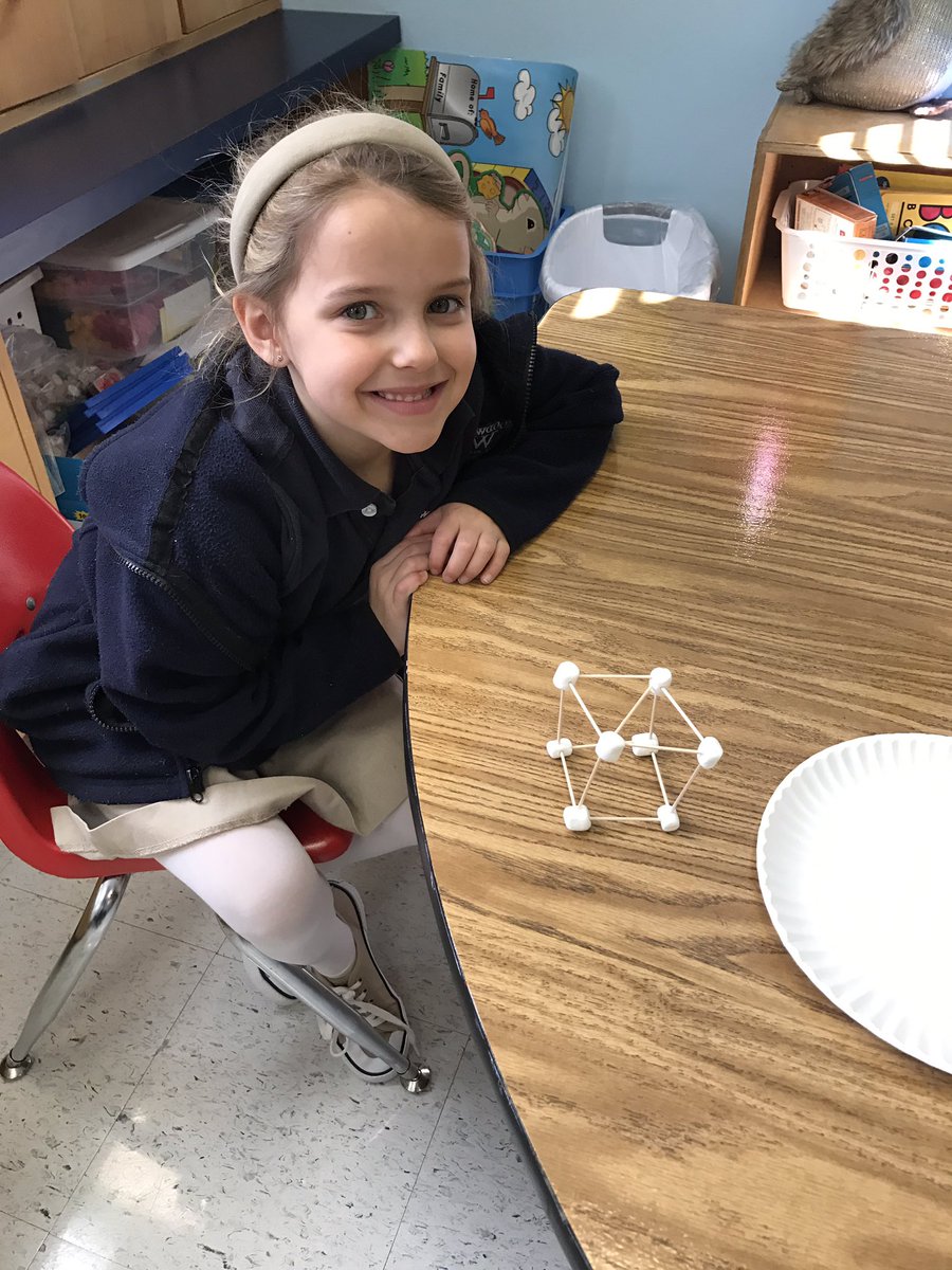 Making fabulous 3-D shapes! @KoscikD @BethMarien @WALearns @WA_Admissions