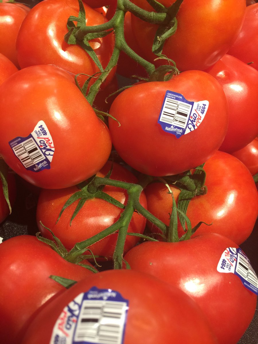 Nature_Fresh's tweet photo. #Spotted at @kroger in Swanton,OH! Be sure to get your locally grown #OhioRed tomatoes today! #WeAreTheGrower https://t.co/2X1A33KxDQ