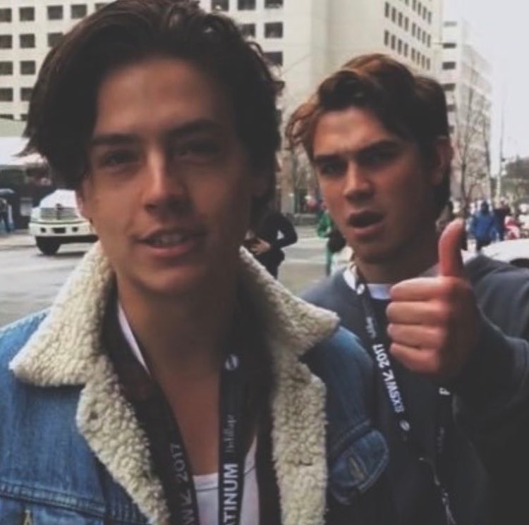 RtMummy's tweet photo. KJ Apa and Cole Sprouse https://t.co/GsaZsCH54w