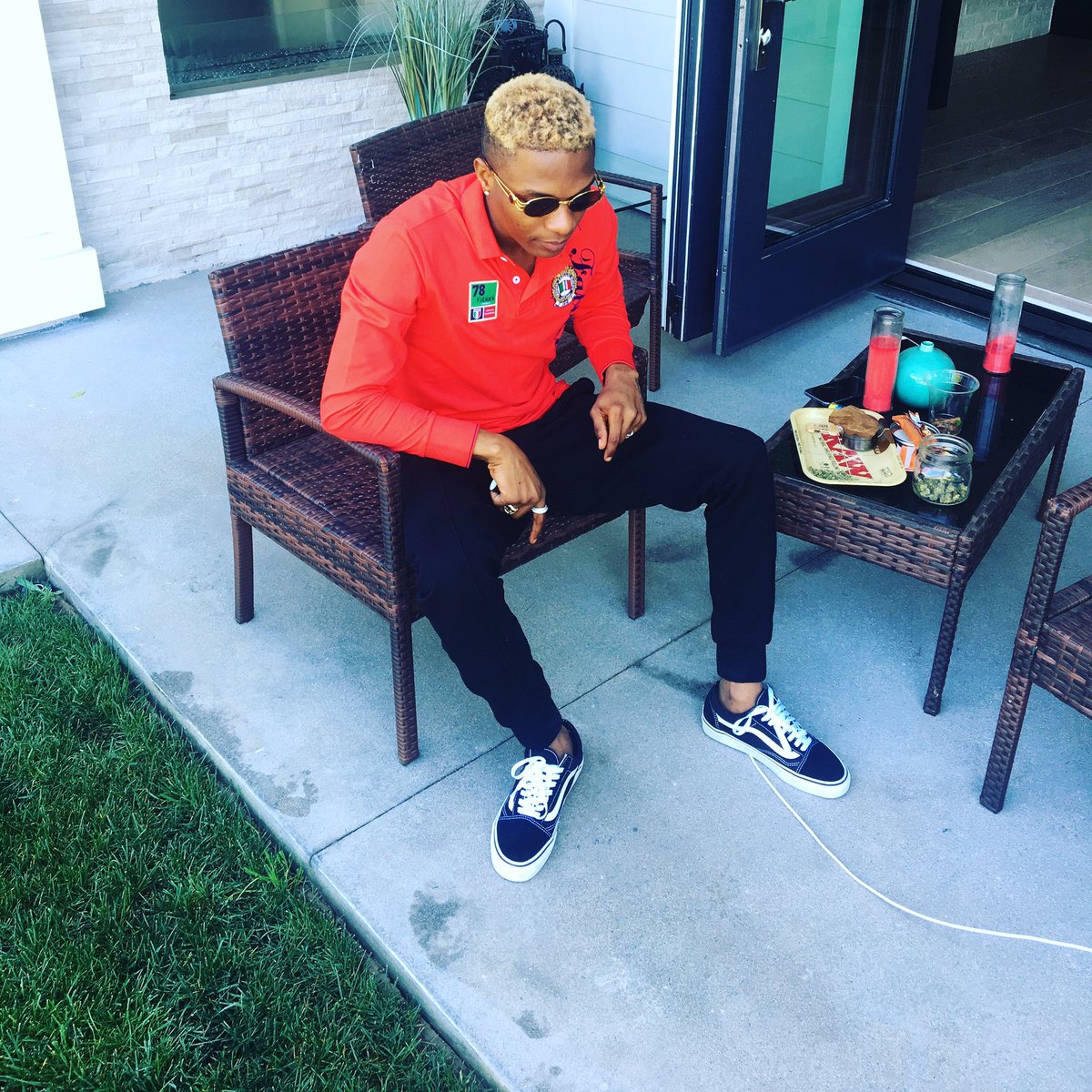wizkidayo's tweet photo. 👀 https://t.co/6Oqb4efLwi