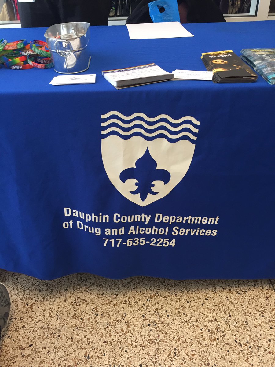 SwataraMSinfo's tweet photo. @DCDrugsAlcohol was at SMS today for Kick Butts Day- anti tobacco campaign. Dauphin county drug and alcohol. https://t.co/m2HrZSlfUN