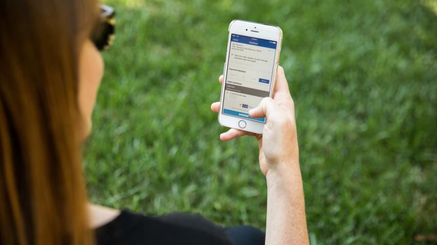 ExpansionTecno's tweet photo. Millennials quieren pagar servicios en el móvil, PayPal se los dará https://t.co/Ufc5gZRNgm https://t.co/JKCQNgzcQE