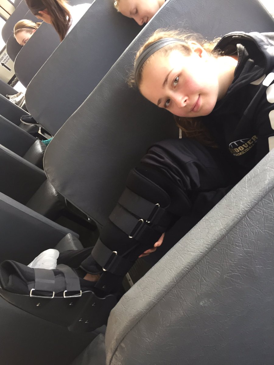 HRichardsonM's tweet photo. And I will be fencing with my boot on! #FencingIsLife #ImSoGoodAtFencing #ComeSupportMe #Thanks #LoveYouAll https://t.co/UWpfOafMVD