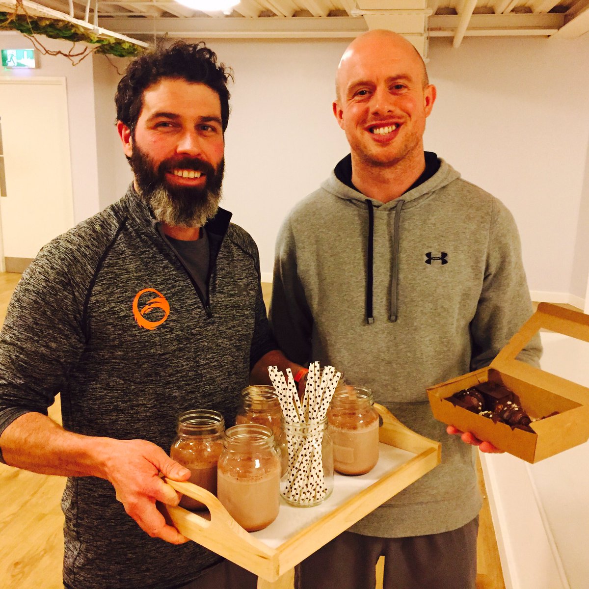 JustBeBotanical's tweet photo. Thanks @PhoenixFitEdin for a great month of Train Hard Thursday @lululemonUK #edinburgh &amp; @GramsEdinburgh for the tasty treats 🌟 https://t.co/jHydPA4arO