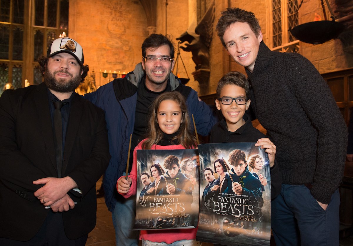 BeastsMovieUK's tweet photo. #FantasticBeasts stars Eddie Redmayne and @mrdanfogler meet fans at @wbtourlondon https://t.co/Ad6ueTVD2w