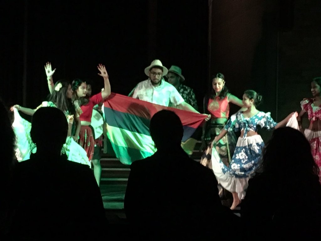 msnaick1's tweet photo. Fantastic evening at UKC at the international showcase performed by UKC societies https://t.co/3QIgPedgLI