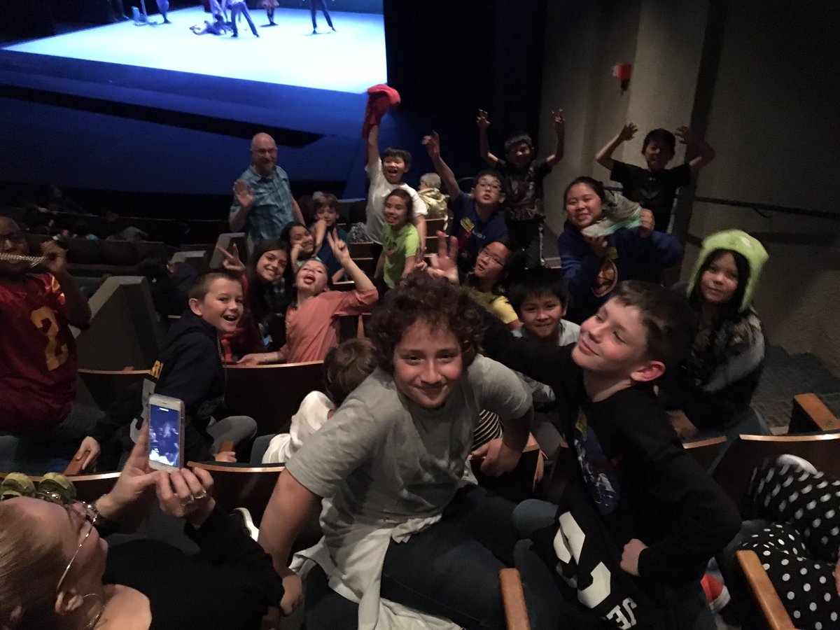 LumDouglas's tweet photo. Room 21 at the Alvin Ailey performance! @LumBears #AlvinAiley https://t.co/lP8GETPq0E