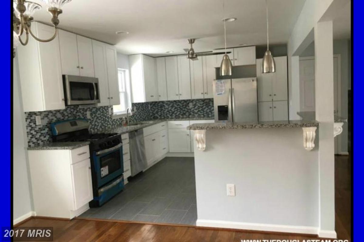 decelliott's tweet image. Imagine turning the key to open your beautiful new home. #beautifulhome #homesforsale  cpix.me/l/19130323