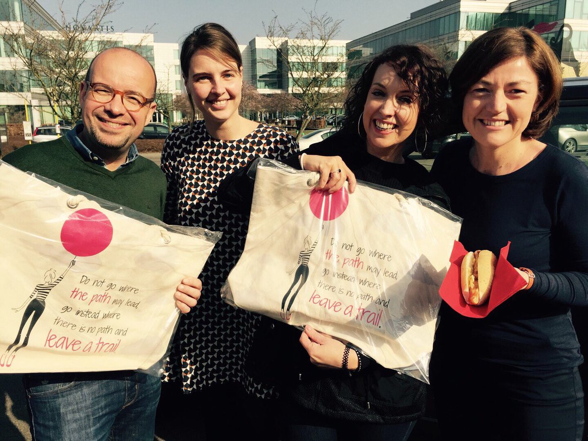 Dankjewel <a href="/SvenOrnelis/">Sven Ornelis</a> en @AnkeBuckinx voor het lekkere bbq-broodje #springworst. Leuke actie! 👍🏻 <a href="/joe_fm/">Joe</a>