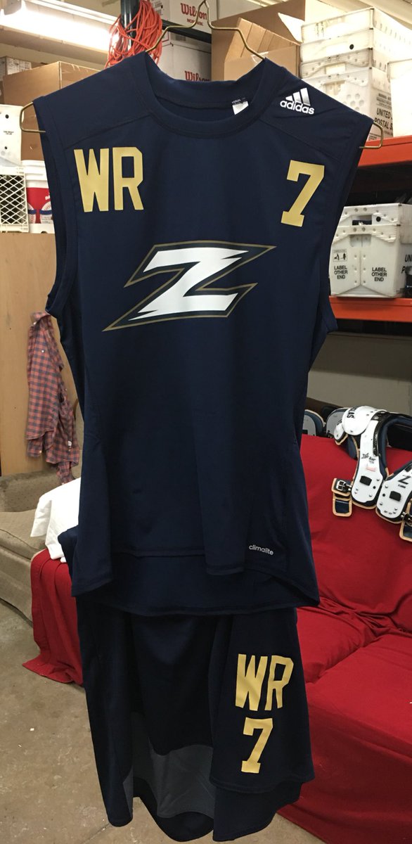 ZipsEquipment's tweet photo. Getting @ZipsFB Gear Ready for Pro Day! #WeClaimHim #ProDay17 #ZipSwag https://t.co/6bdgA1R4XC