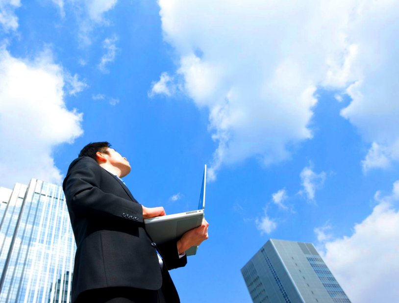 What, where, when, and how should I move to the #cloud? bit.ly/2jUDzhG #OracleMFE <a href="/Oracle/">Oracle</a>