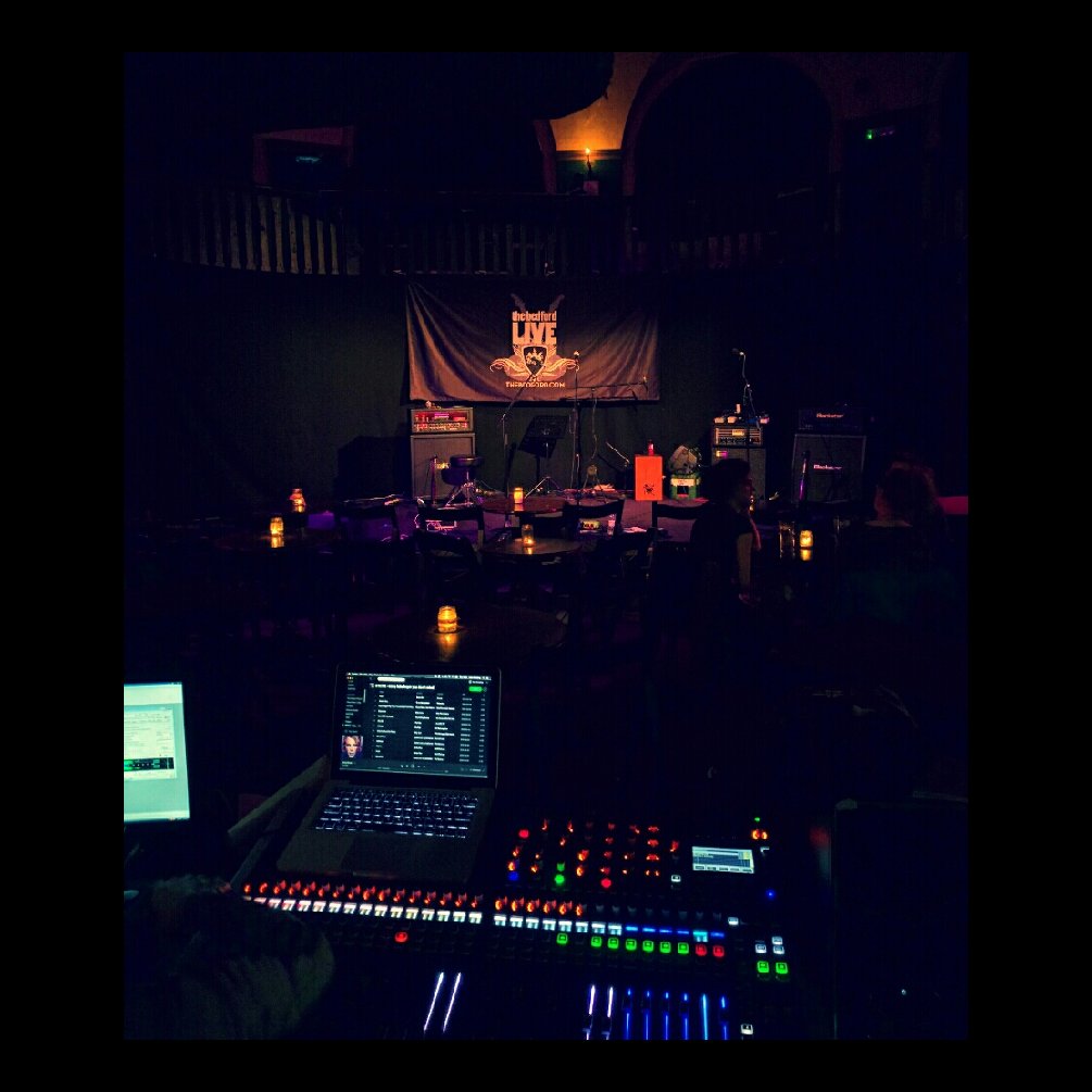 Playin <a href="/thebedfordlive/">The Bedford Live</a> <a href="/TheBedfordPub/">The Bedford, Balham</a>  tonight alongside <a href="/wearepapillon/">Papillon</a> @DollDuncan 🙌🎶 Watch #LIVE at 8.30PM ➡ livamp.com/bedford #FØNX