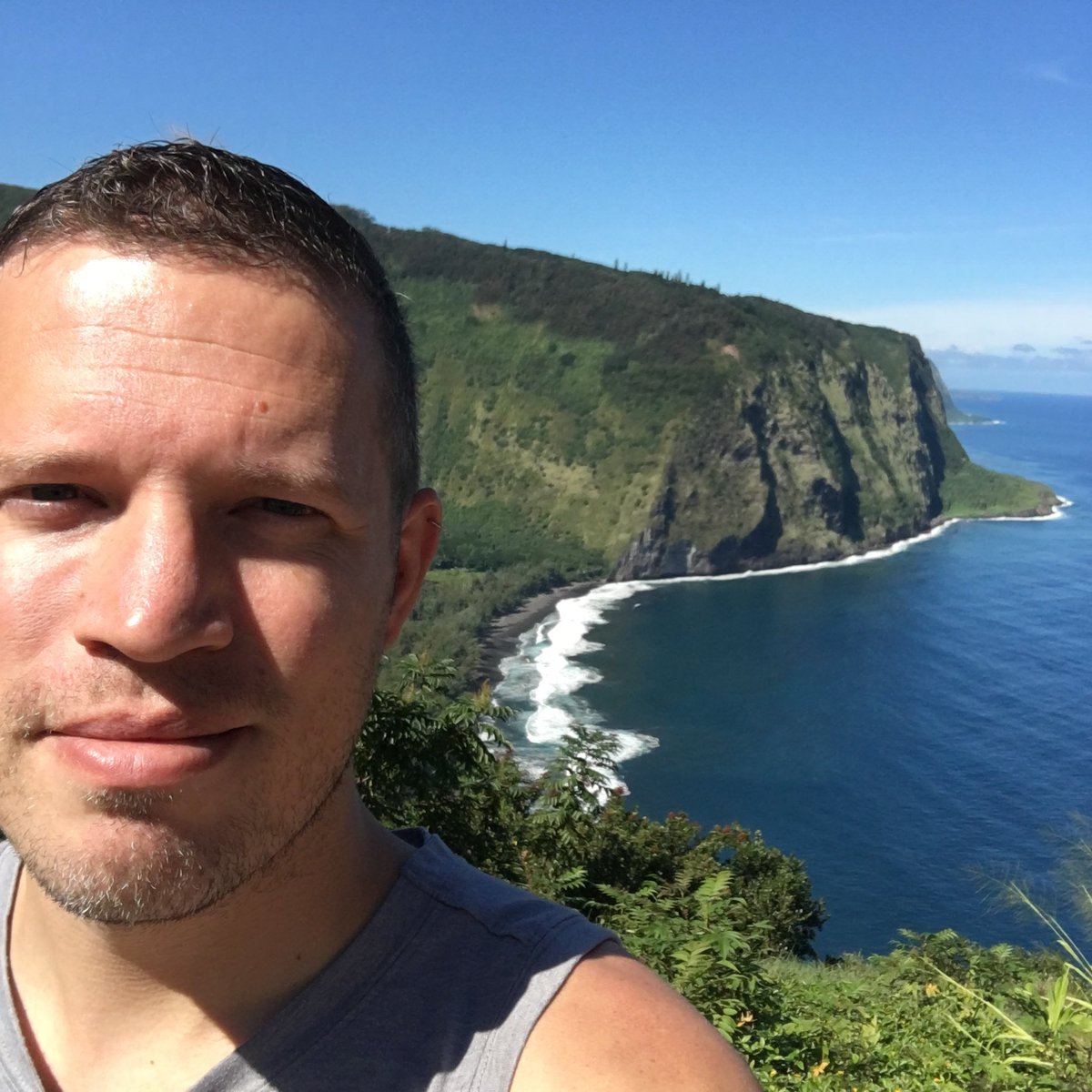 djbretlaw's tweet photo. A Hawaii free of Ignorant Trump supporters is a Hawaii worth visiting twice this year! #BoycottHawaii https://t.co/TRu9NqEh4V