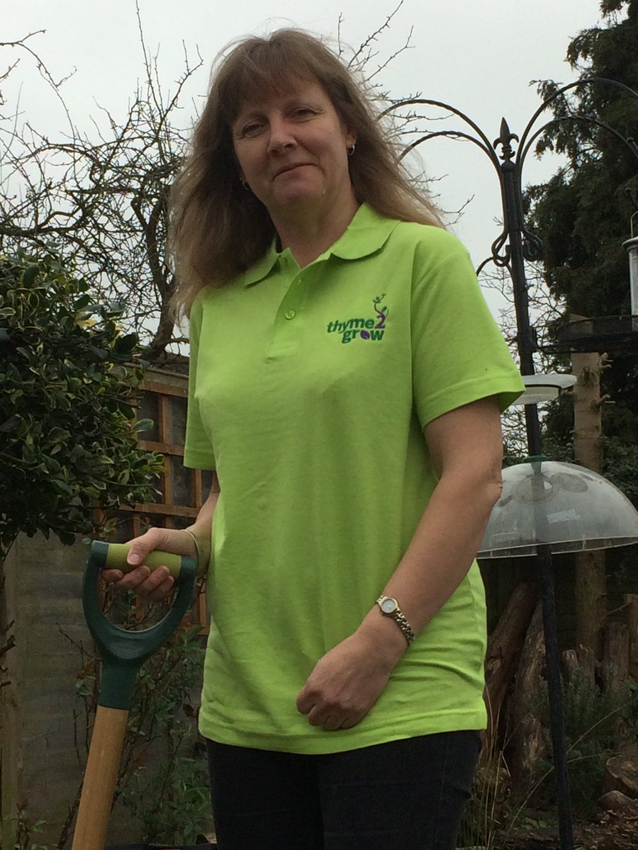 thymeZgrow's tweet photo. New T2G polo and fleece - feeling a bit cold! 
Please keep giving to help the women in Yarl's Wood #womensday https://t.co/TIvpnyGnss https://t.co/Y8tRWW8wbi