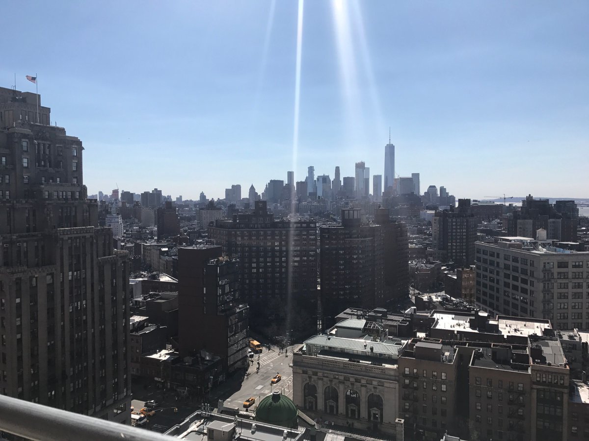 Mploy2Mpower's tweet photo. We love our city! 🍎🏙🗽 https://t.co/IPcR2XJtly