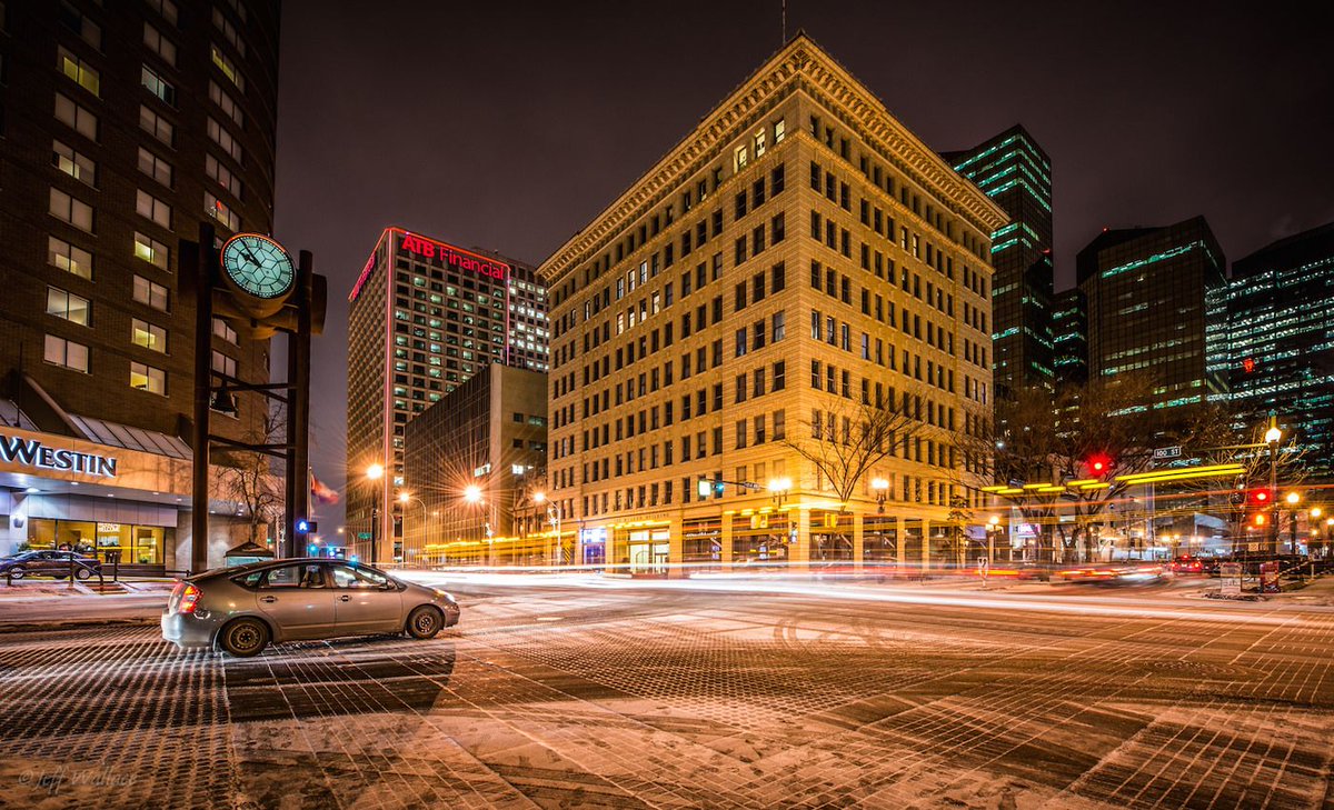 SDCservicesInc's tweet photo. #TBT The history of the McLeod Building, Edmonton's first skyscraper. (via @SkyriseCities) https://t.co/4nAu2fgXPK #yeg #yegdt #construction https://t.co/lMlHbMDJ9p