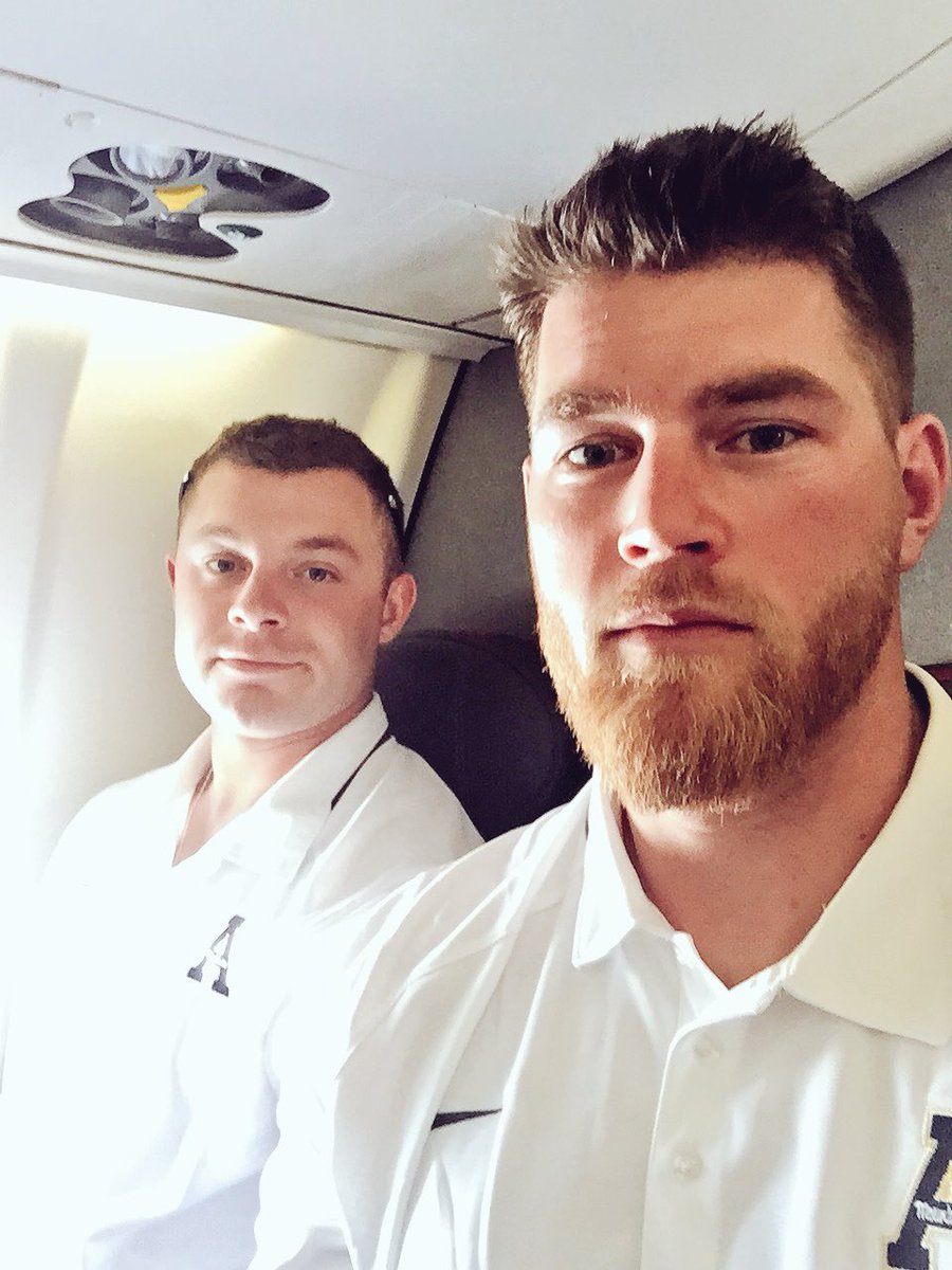 MJGreenhalgh_'s tweet photo. Row 12 with some serious Beef @MattyDaddy25 #ULLbound #Flamethrowers 💪⚾️🔥 https://t.co/kXx7nA8ljs