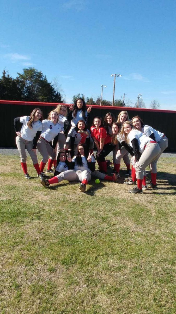 KristynClev's tweet photo. It's game day!!! Everyone come out to our first home game of the season! We play Morristown East @6 #LadyRed #playfor9 ⚾️❤️ https://t.co/l9cO20MW6v
