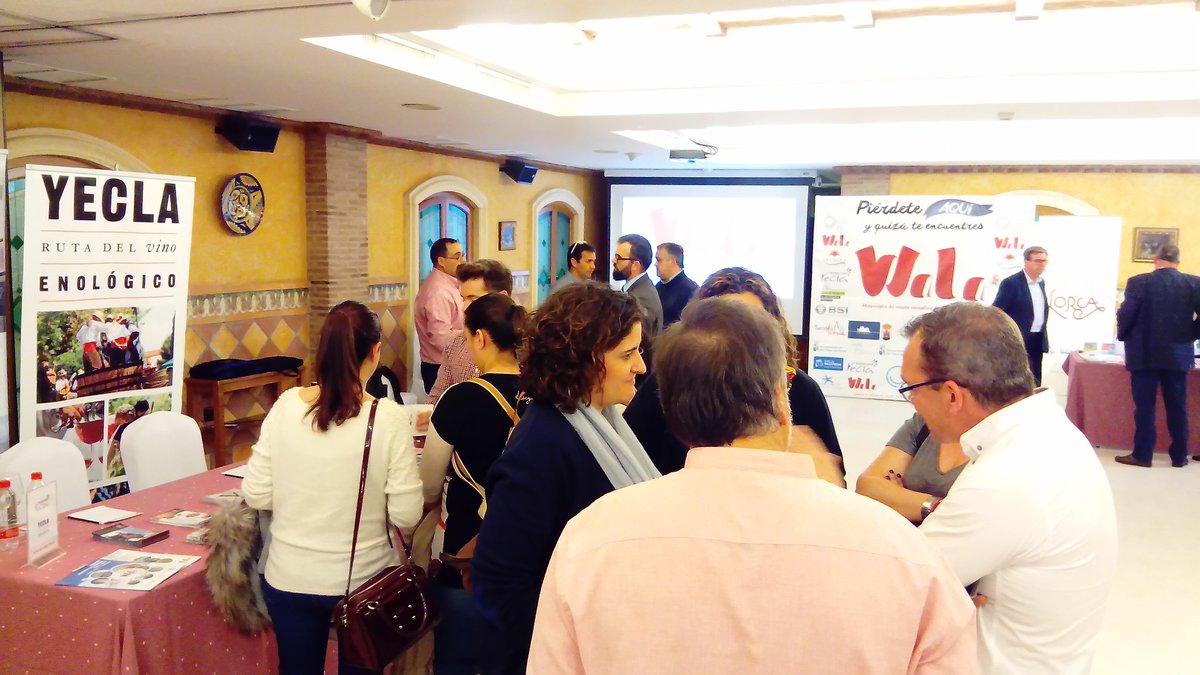 En #Almeria dando a conocer #Águilas y la #RegiónDeMurcia con <a href="/aguilascollados/">AguilasdelosCollados</a> &amp; <a href="/BarcoDonPancho/">Barco Don Pancho</a> de la mano de <a href="/turismowala/">Turismo Wala</a> e <a href="/itremurcia/">Instituto de Turismo de la Región de Murcia</a>