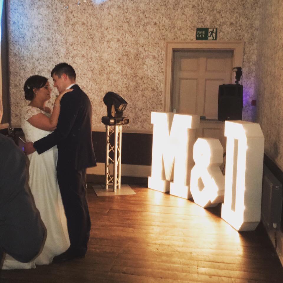Cuppa_AFC's tweet photo. @thescript had "never seen anything" as our first dance Mark&amp;Debbie my partner is a huge fan of yours #mr&amp;mrs #TheScript https://t.co/pFoZ19xOjl