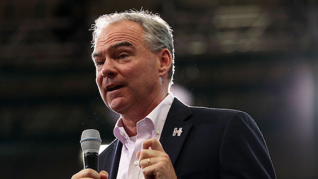 lucee2003's tweet photo. Kaine expects FBI to announce White House-Russia investigation https://t.co/Ie4eA6UUhi https://t.co/ZgV72ucYEO