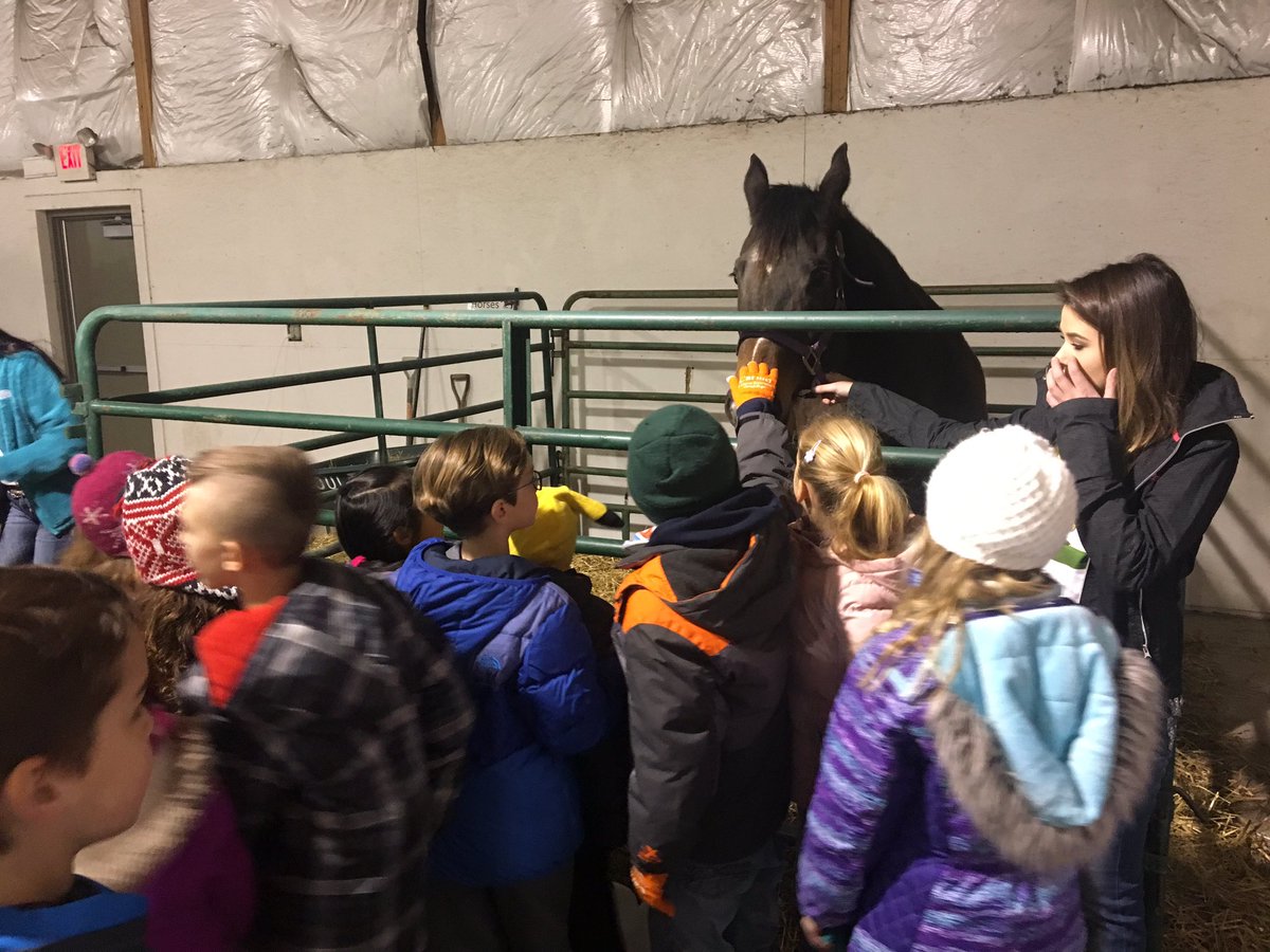 MsShaffner's tweet photo. We had such a great time at AG day today! Special thanks to all my great volunteers 🐖 https://t.co/o1eueKFgBw