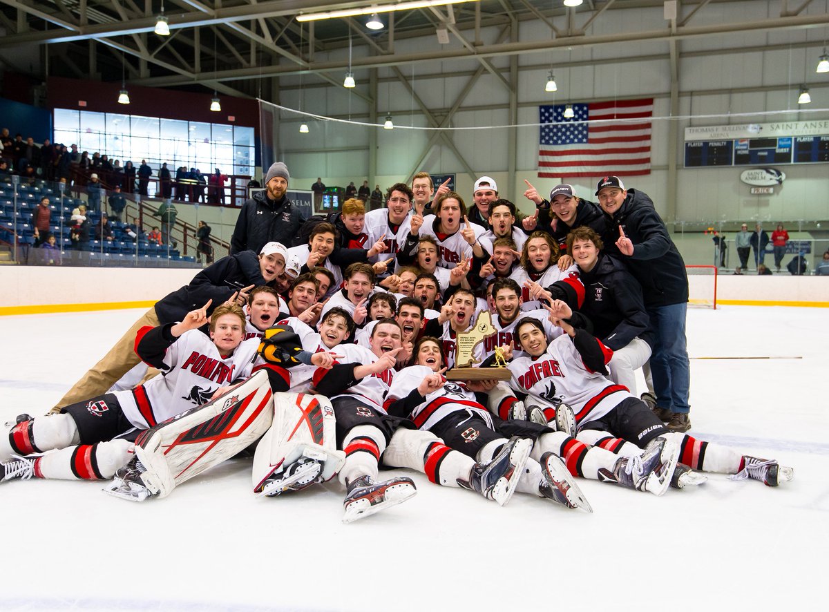 PomfretSchool's tweet photo. #TBT to the @NEPSAC small school championships @Pomfret_Hockey #GriffinPride https://t.co/qbk4K9XWo5
