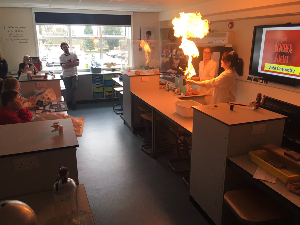 CampdenSchool's tweet image. British Science Week comes alive for year 4 and 5 students in a visit to @CampdenSchool #demoday17