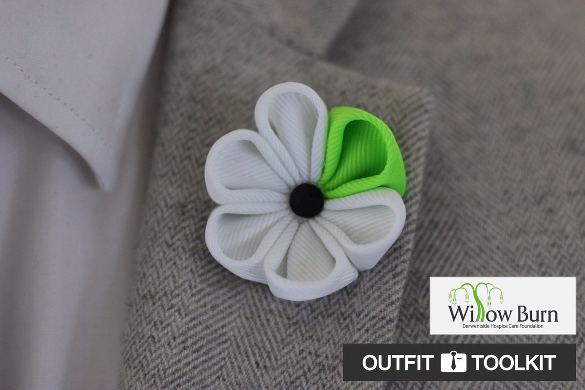 OutfitToolkit's tweet photo. We've teamed up with @Willow_Burn to bring you these Limited Edition Lapel Flowers &amp; you can get one for FREE! - https://t.co/dBni46esbe https://t.co/oVBrmImeOt