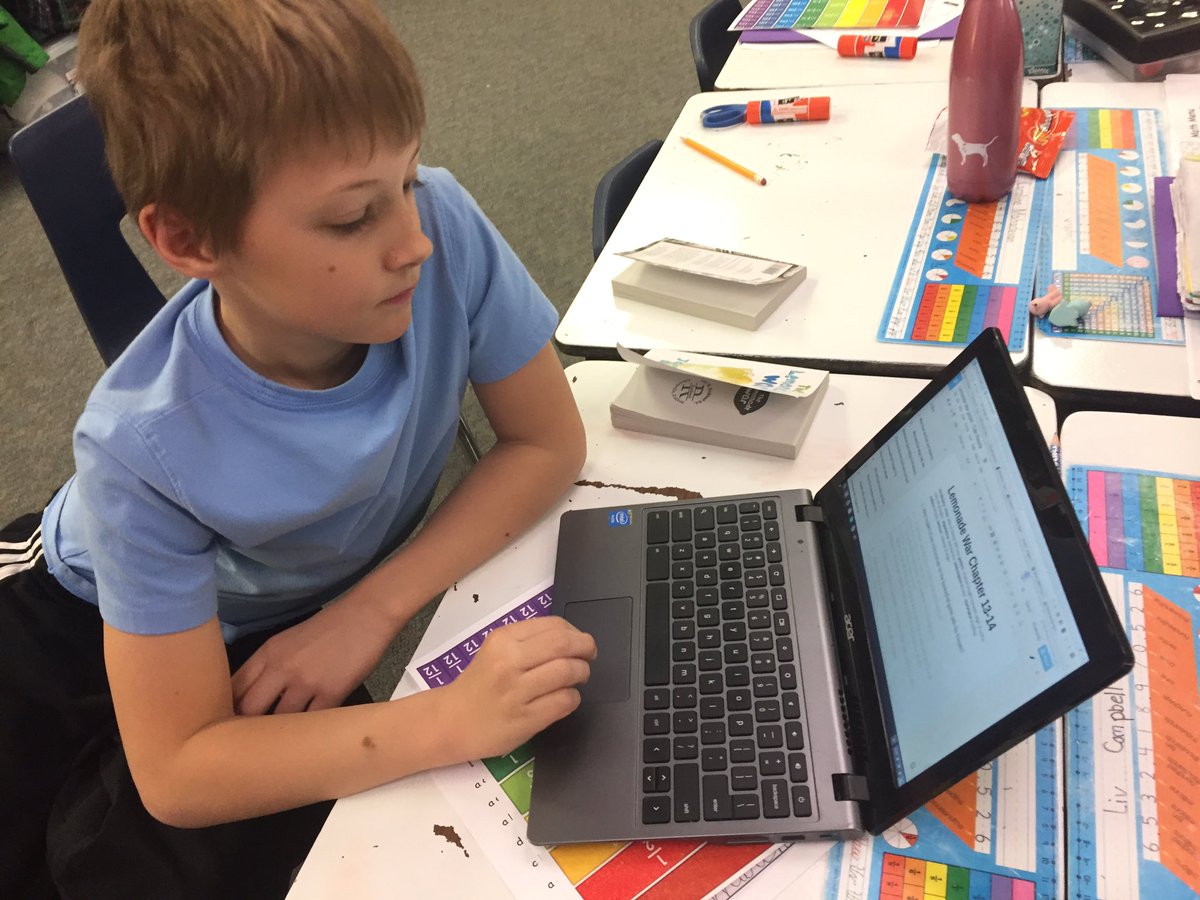 SundhInnovates's tweet photo. Working hard on finding text evidence #ProveYourAnswer #D70Raptors https://t.co/38LnwvQom8