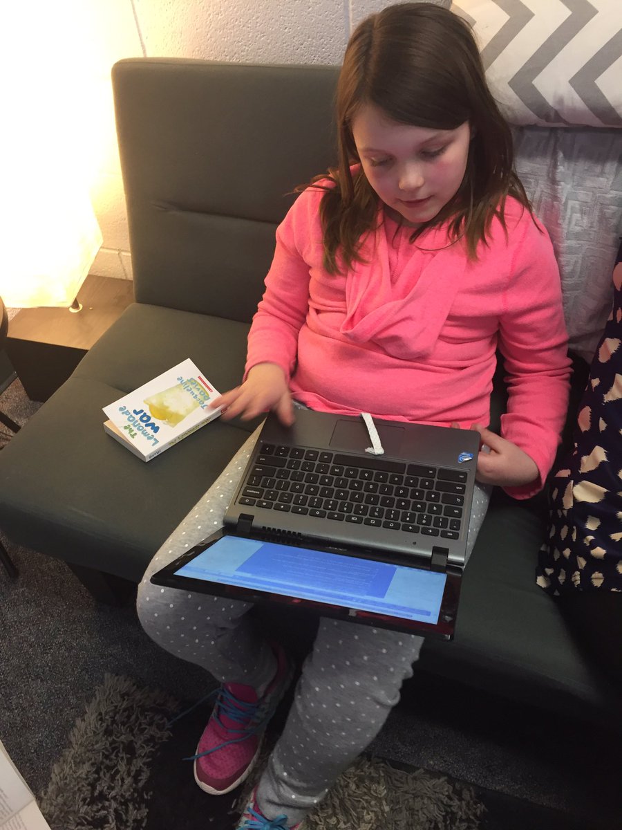 SundhInnovates's tweet photo. Working hard on finding text evidence #ProveYourAnswer #D70Raptors https://t.co/38LnwvQom8
