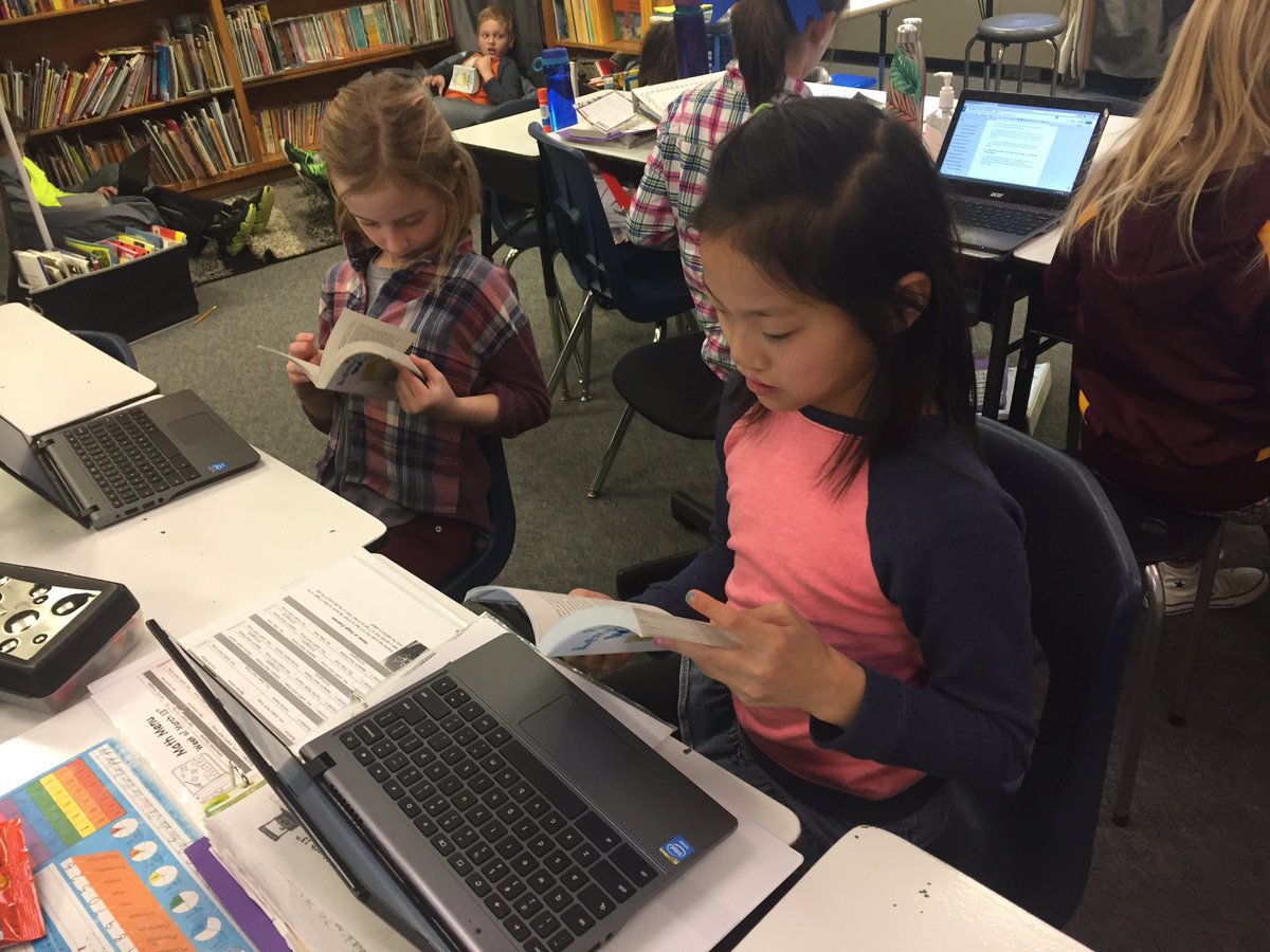 SundhInnovates's tweet photo. Working hard on finding text evidence #ProveYourAnswer #D70Raptors https://t.co/38LnwvQom8
