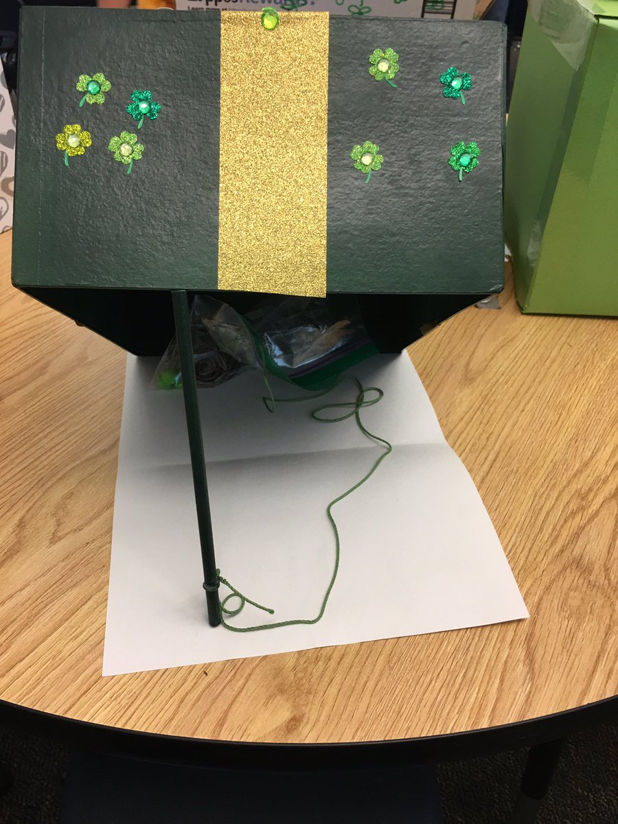 AmberFergusonGB's tweet photo. Getting ready for St. Patrick's Day @lasdk8 @GardnerGrizzly https://t.co/YxvBRtcrVW