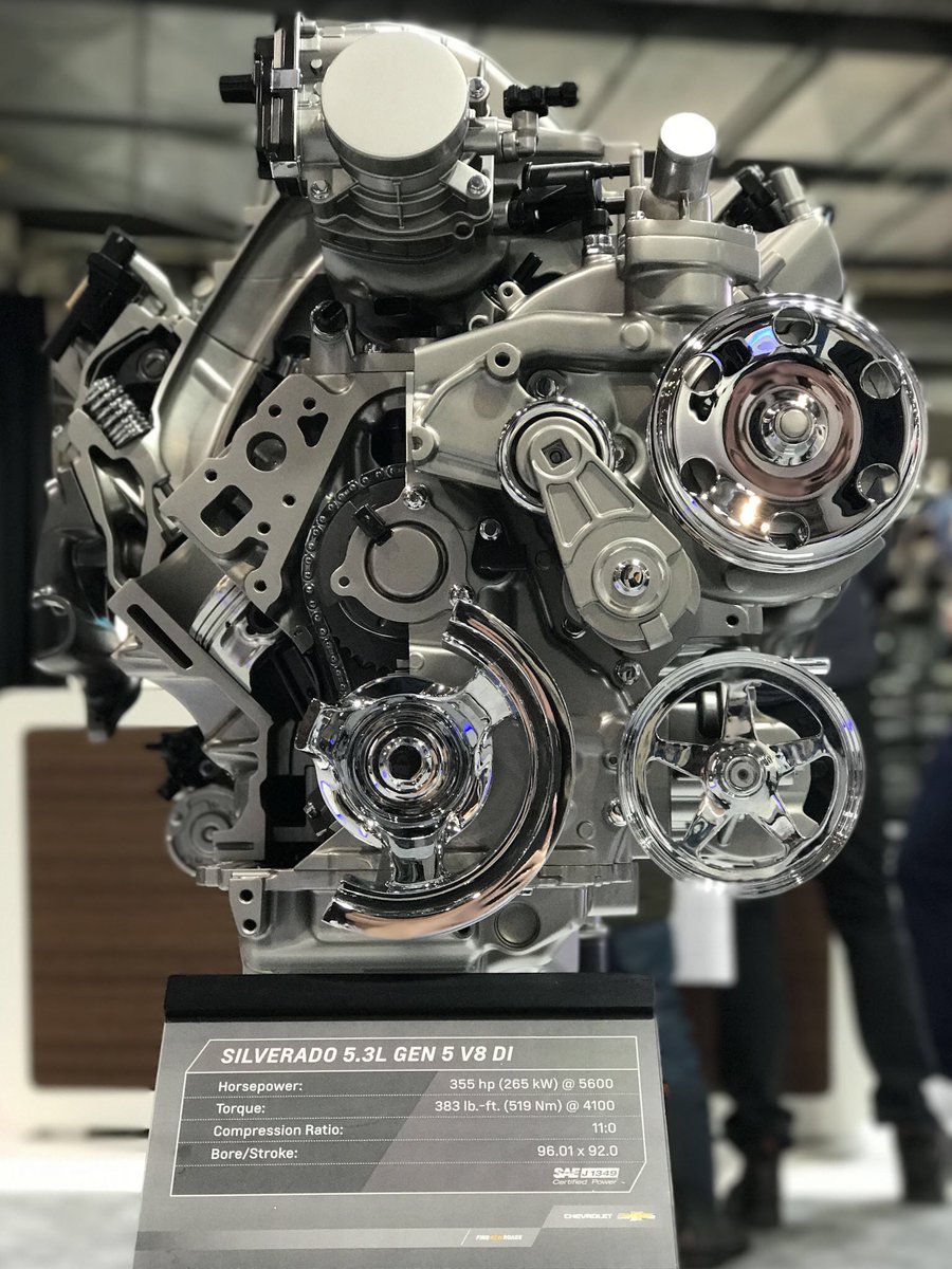 ShawGMCChevy's tweet photo. This mastery of engineering excellence produces 355 horsepower 🤤#geekingout #Silverado #welovetrucks #ShawGMC #CIATS #AutoShowYYC #YYC https://t.co/ExE8qfyxUt